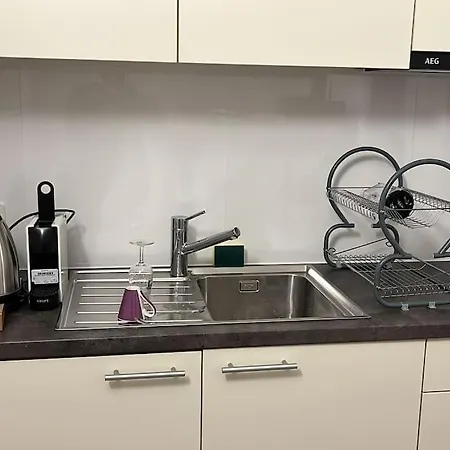 5 Min Walking From Gare Apartamento