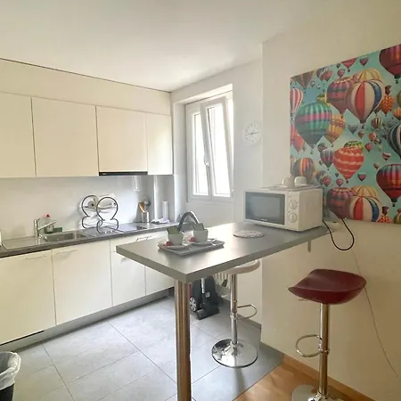 5 Min Walking From Gare Lausana