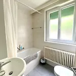 5 Min Walking From Gare Lägenhet *